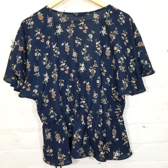 Soprano - Floral Faux Wrap Top - Large - Picture 3 of 5